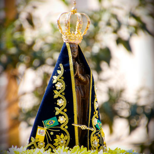 Nossa Senhora Aparecida: Rainha e Padroeira do Brasil