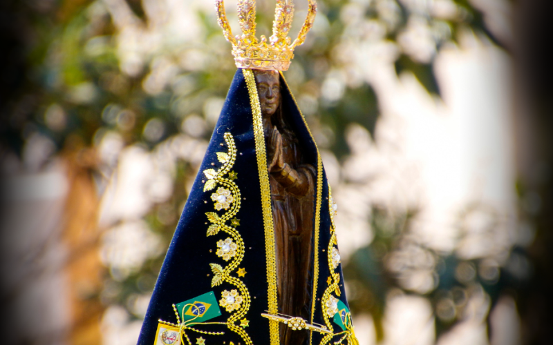 Nossa Senhora Aparecida: Rainha e Padroeira do Brasil