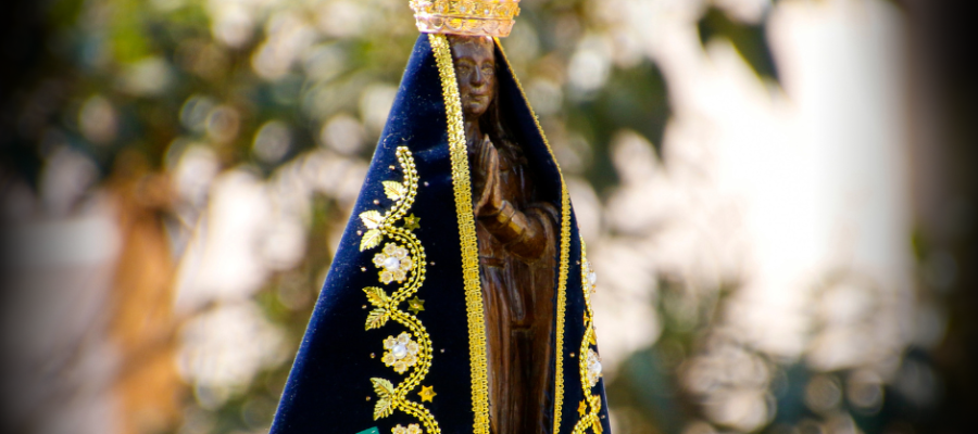 Nossa Senhora Aparecida: Rainha e Padroeira do Brasil